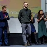 Ovacije na premijeri filma „Psi umiru sami“