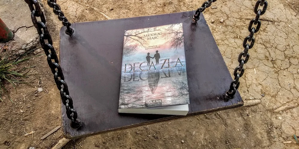 Prikaz romana „Deca zla“