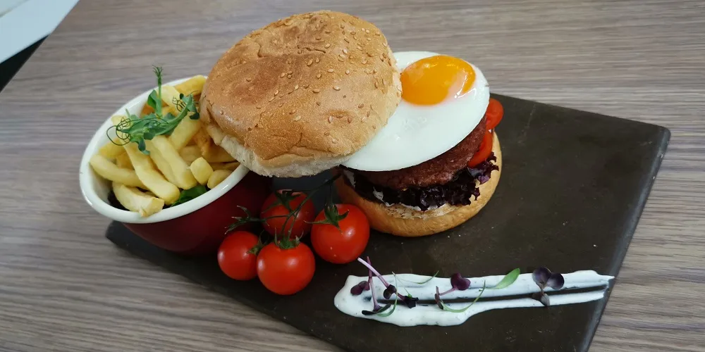Predstavljen revolucionarni burger na biljnoj bazi