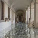 Poznata instalacija „Koraci”, italijanskog umetnika Alfreda Pirija, u Jugoslovenskoj kinoteci