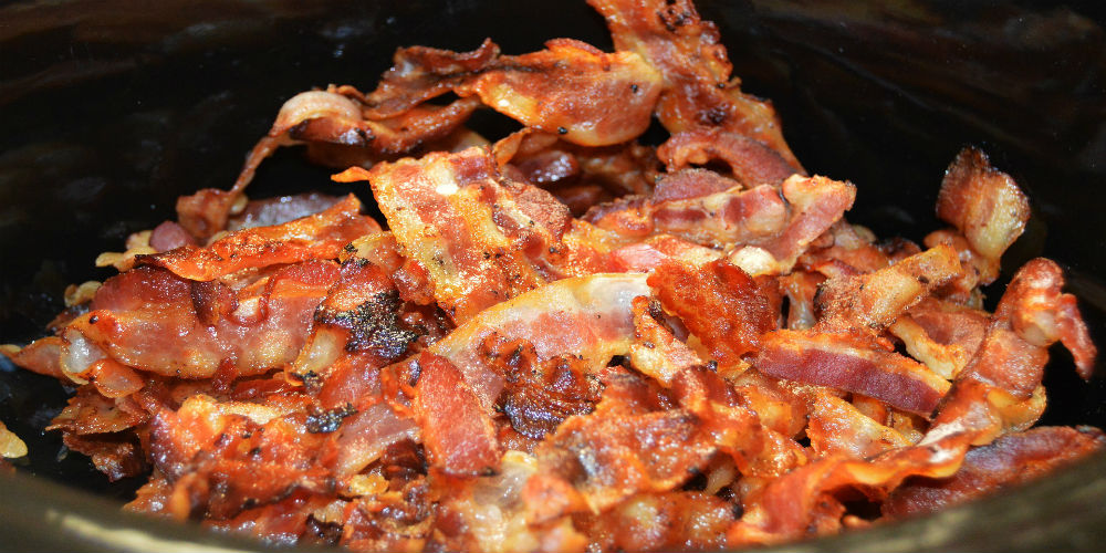 Spremite savršeno hrskavu slaninu bez prskanja ulja