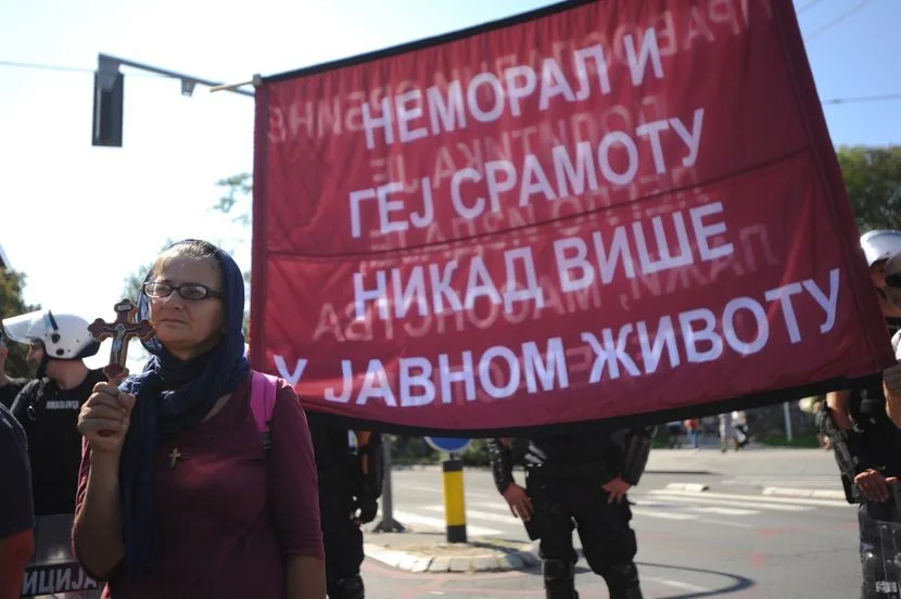 Parada ponosa i krivične prijave zbog vređanja osećanja