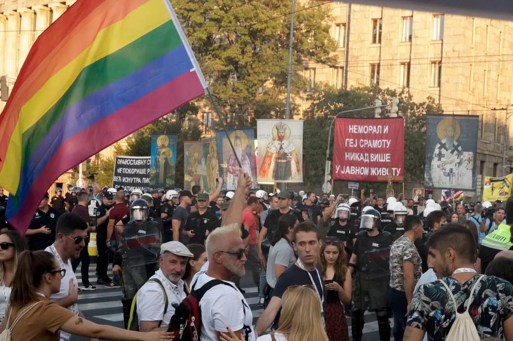 Parada ponosa i krivične prijave zbog vređanja osećanja