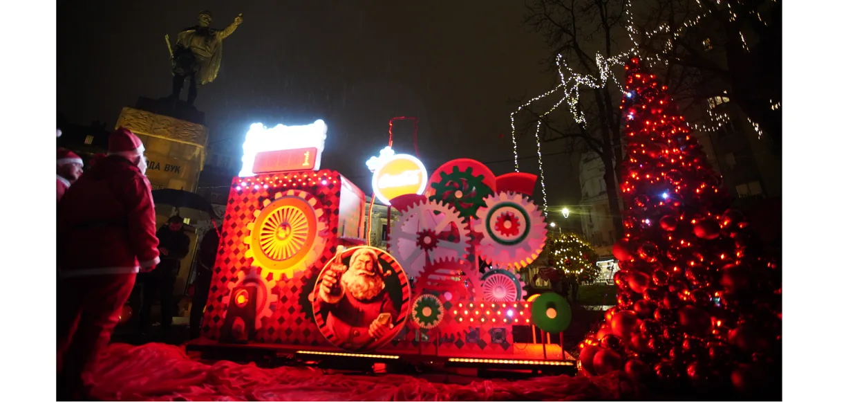 #BudiDedaMraz Coca-Cola Mašina dobrih dela širi magiju dobrote