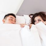 Evo zašto je ponekad bolje da vi i vaš partner spavate u odvojenim krevetima