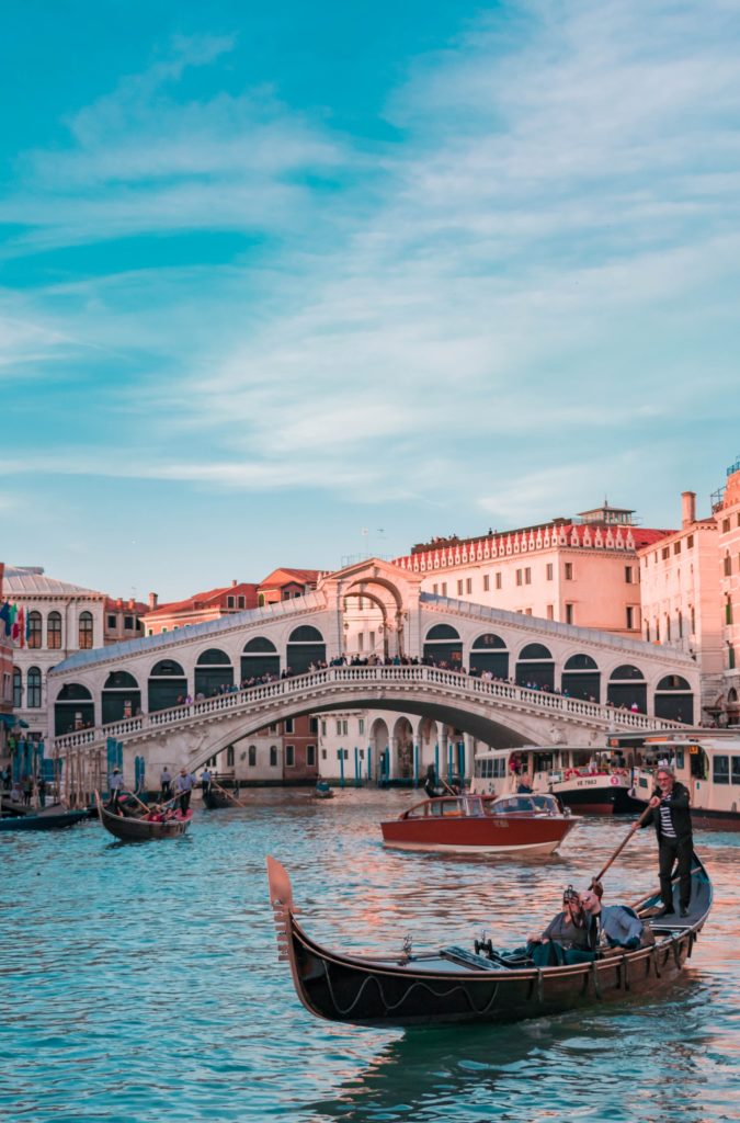 Vlasti Venecije su odlučile da počnu da prate turiste putem njihovih mobilnih telefona