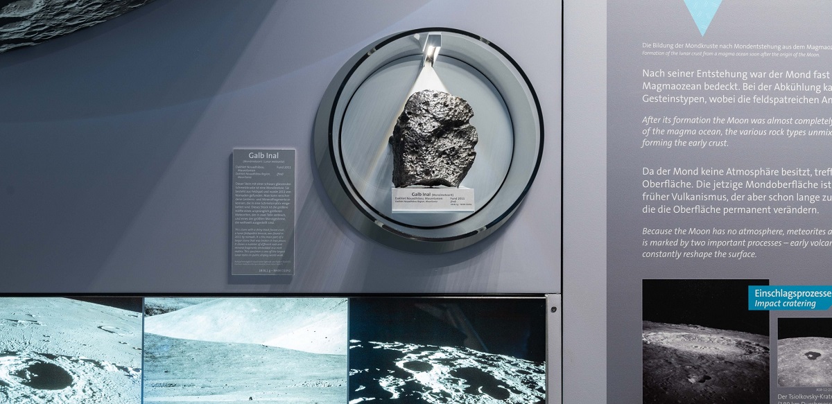 Jedan od najvećih izloženih mesečevih meteorita u Prirodnjačkom muzeju u Beču