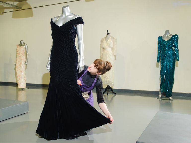 Haljina princeze Dajane za ples sa Travoltom na izložbi u Londonu