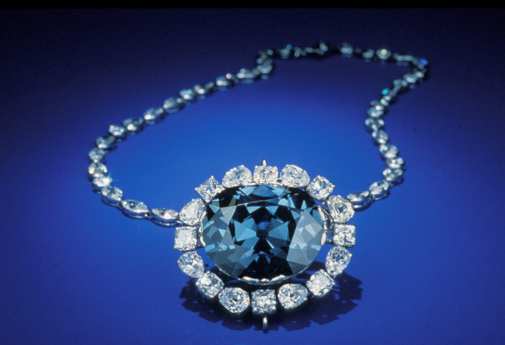 Da li „Srce okeana“ zaista postoji: Dva draga kamena dovode se u vezu sa poznatim dijamantom iz filma „Titanik“