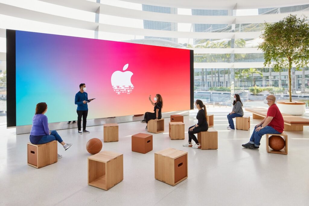Apple je u Singapuru napravio svoju prvu prodavnicu na vodi
