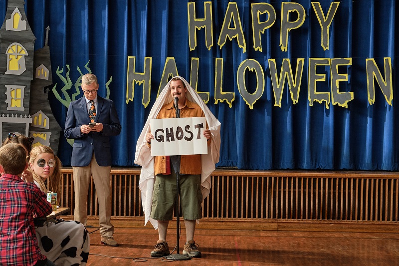 Kritika filma „Hubie Halloween“: Dok Adam Sendler na straži bdi