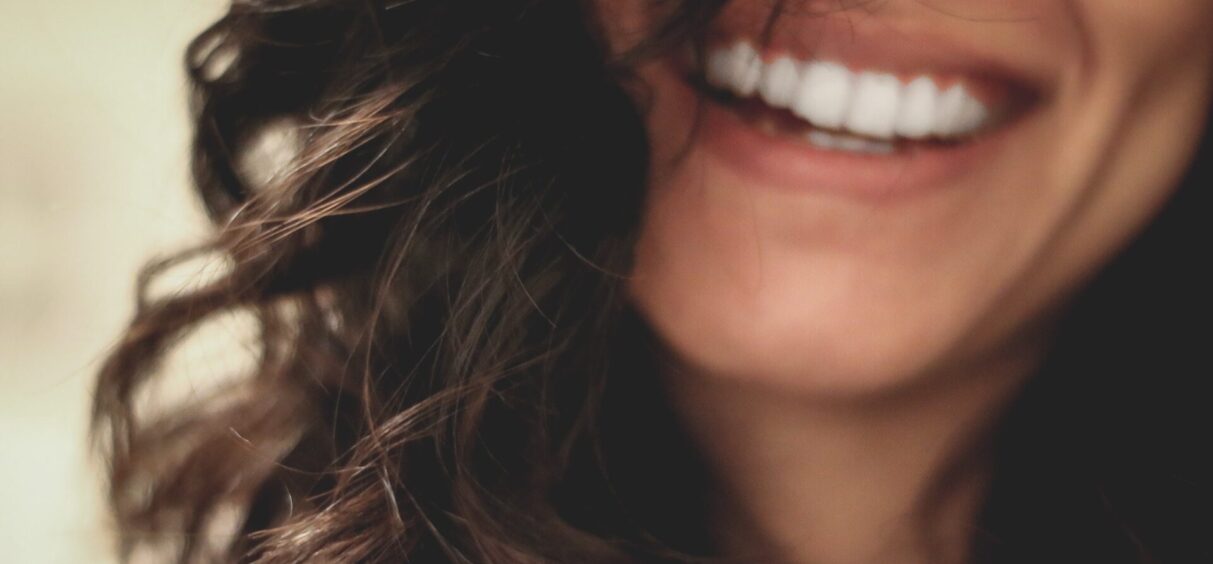 Kikiriki, semenke, sport za zube: Nemojte se smejati krezavim ljudima