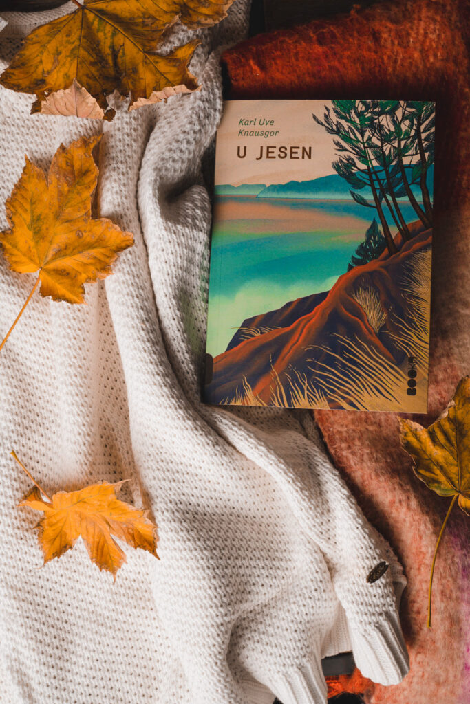 „U jesen”, Karl Uve Knausgor - zbirka eseja koja smiruje i u kojoj se uživa