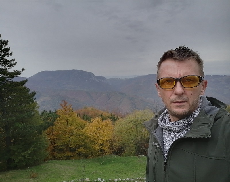 Jovo Maksić o svojoj ulozi u „Kostima“: Nezaboravno je iskustvo kada se u kadru rodi život