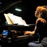 Pijanistkinja Nada Kolundžija nastupa u Guarneriusu