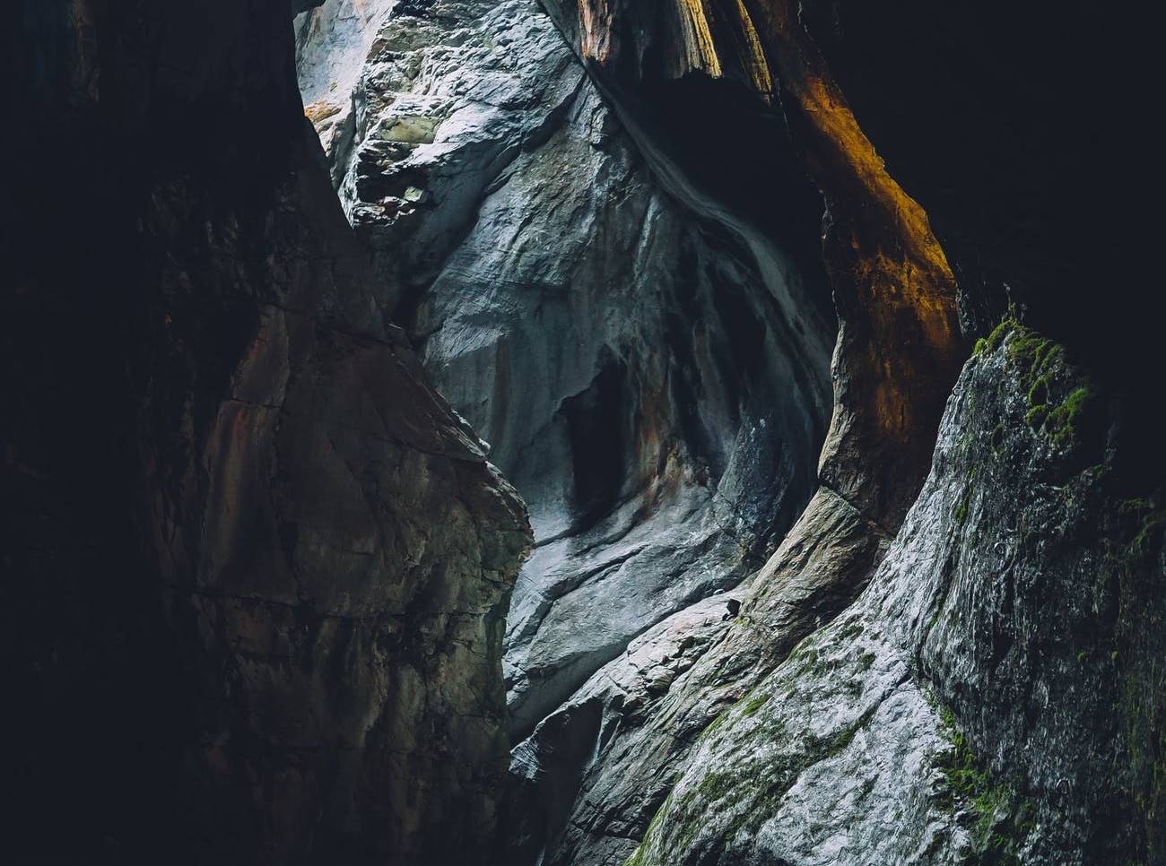 U pećini u Indoneziji otkrivena je najstarija slika na svetu