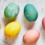 Kako ofarbati jaja uz pomoć ostataka hrane?