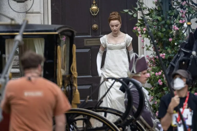 Prve fotografije sa snimanja 2. sezone serije „Bridgerton”