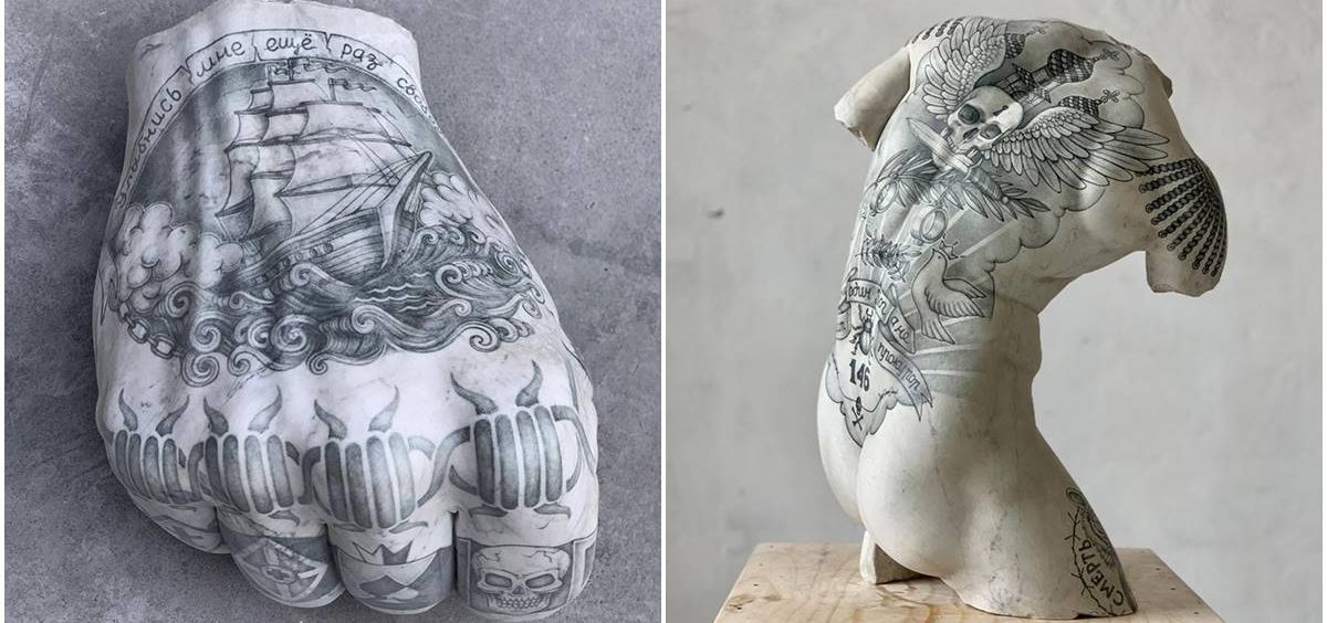 Umetnik pokazuje da tetovaže izgledaju dobro i na skulpturama