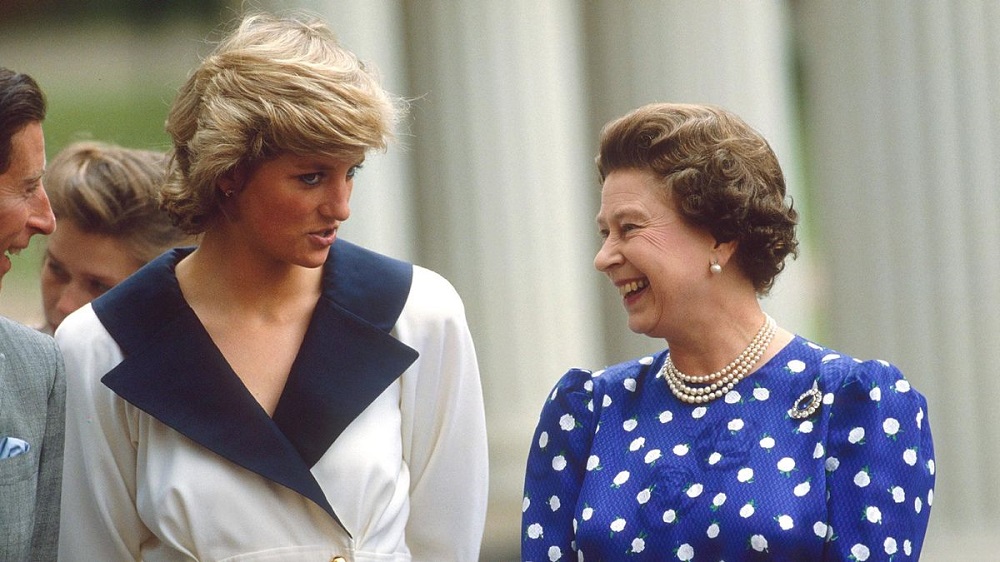 Princeza Dajana i kraljica Elizabeta II na do sada neobjavljenim portretima