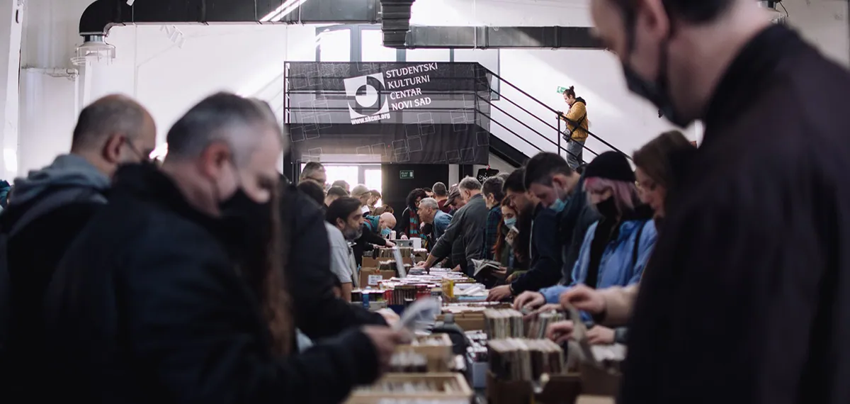 Berza vinila i promocija knjige „Seljobriti 3” u SKCNS Fabrika