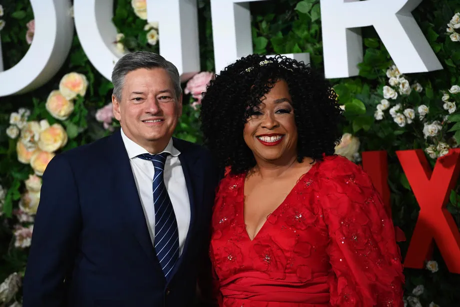 Nakon „Bridgerton“ i „Inventing Anna“ Šonda Rajms priprema novu seriju