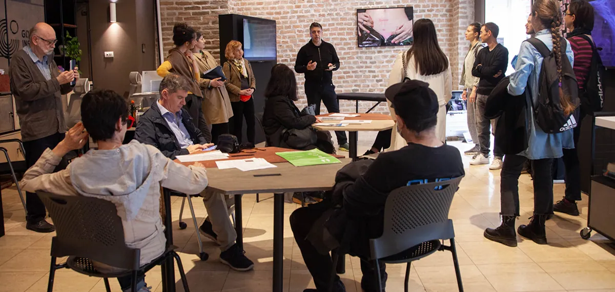 Dobre navike: Majska šetnja kroz savremenu umetnost Beograda