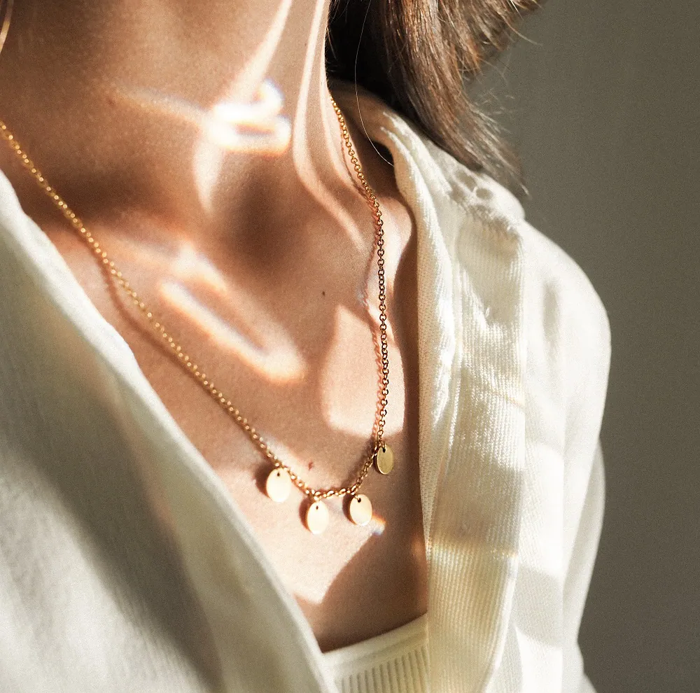 Top 3 pravila za nakit u poslovnom odevanju 1 Top 3 pravila za nakit u poslovnom odevanju