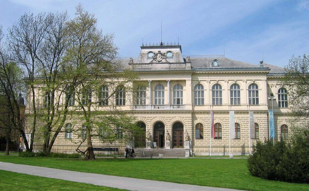 Kako je sprečen skandal u Ljubljani: Lažne slike zamalo završile u nacionalnom muzeju