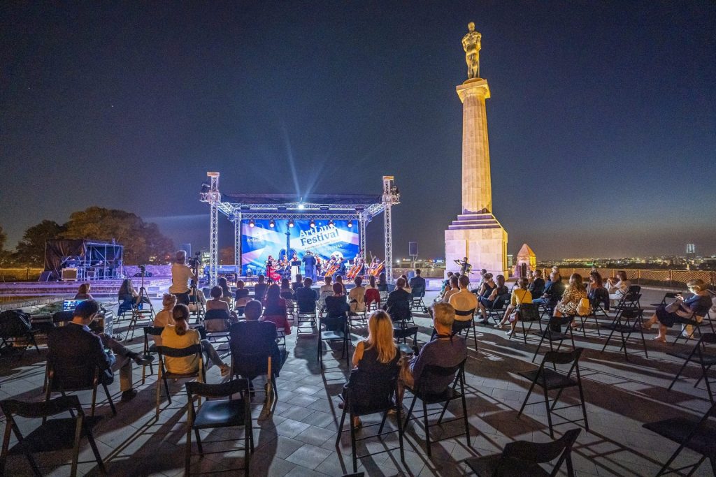 ArtLink Festival predstavlja proslavljen ansambl Janoška