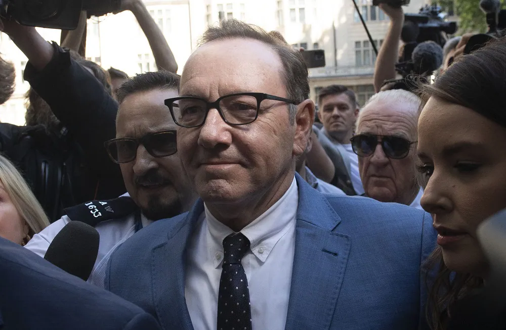 Kevin Spejsi na suđenju u Londonu: O krivici - ni reči