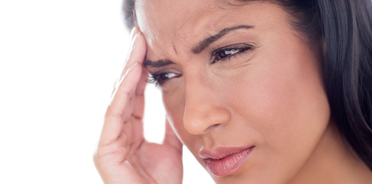 Zašto nas tokom leta češće boli glava?
