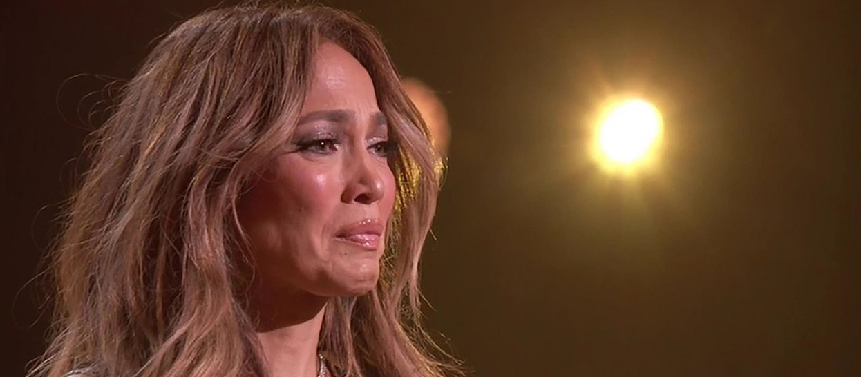 Zašto je Dženifer Lopez sinoć plakala na bini: „Želim da se zahvalim onima koji su mi slomili srce"
