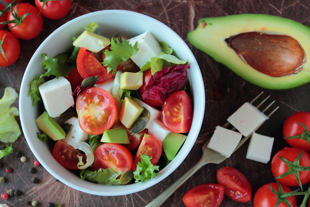 Dve moćne obrok salate za sve one koje mrzi da kuvaju: Doručak, ručak ili večera, vi odlučite