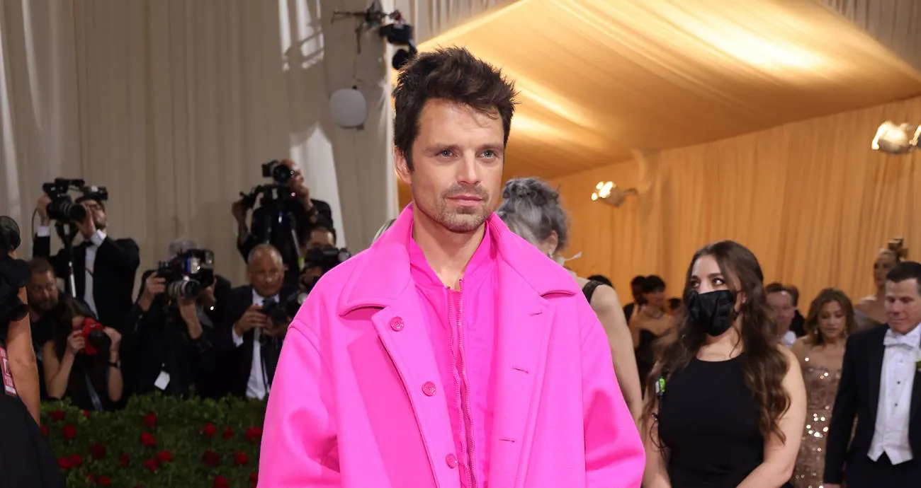 Sebastijan Sten je potpuno neprepoznatljiv na slici iz svog novog filma