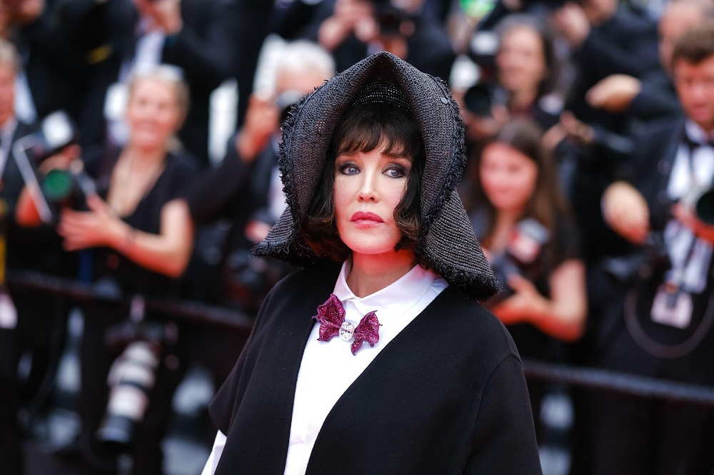 Čuvena glumica Izabel Ađani iznenadila promenom frizure