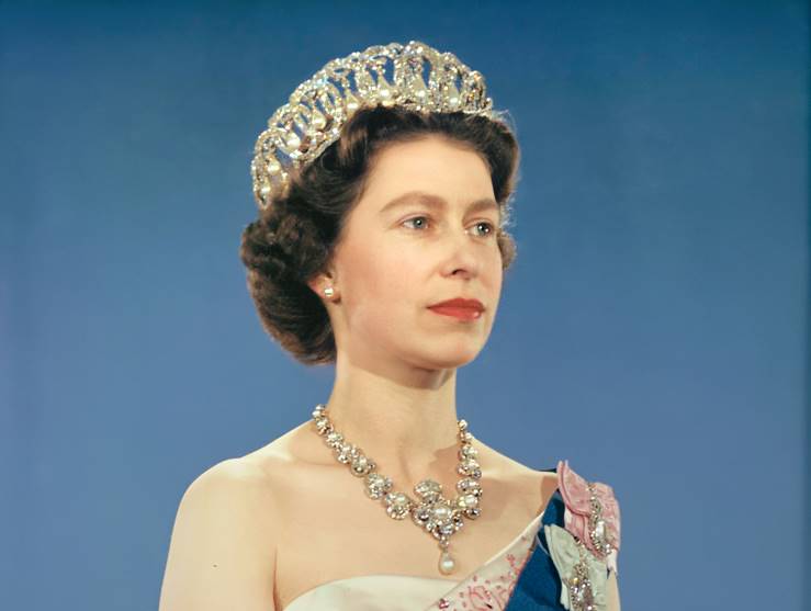 Da li je kraljica Elizabeta II išla u školu i kako je izgledalo njeno obrazovanje?