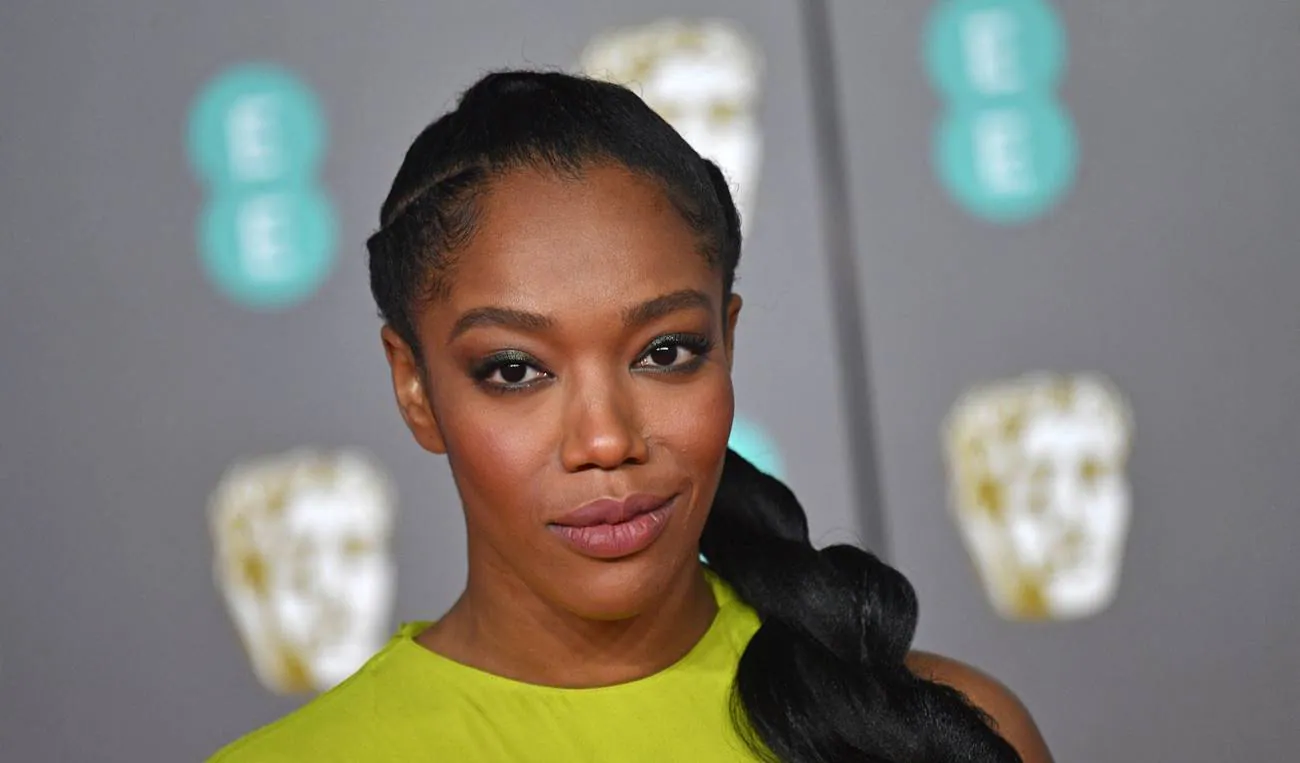 Naomi Eki je Vitni Hjuston u biografskom filmu o slavnoj pevačici (TREJLER)