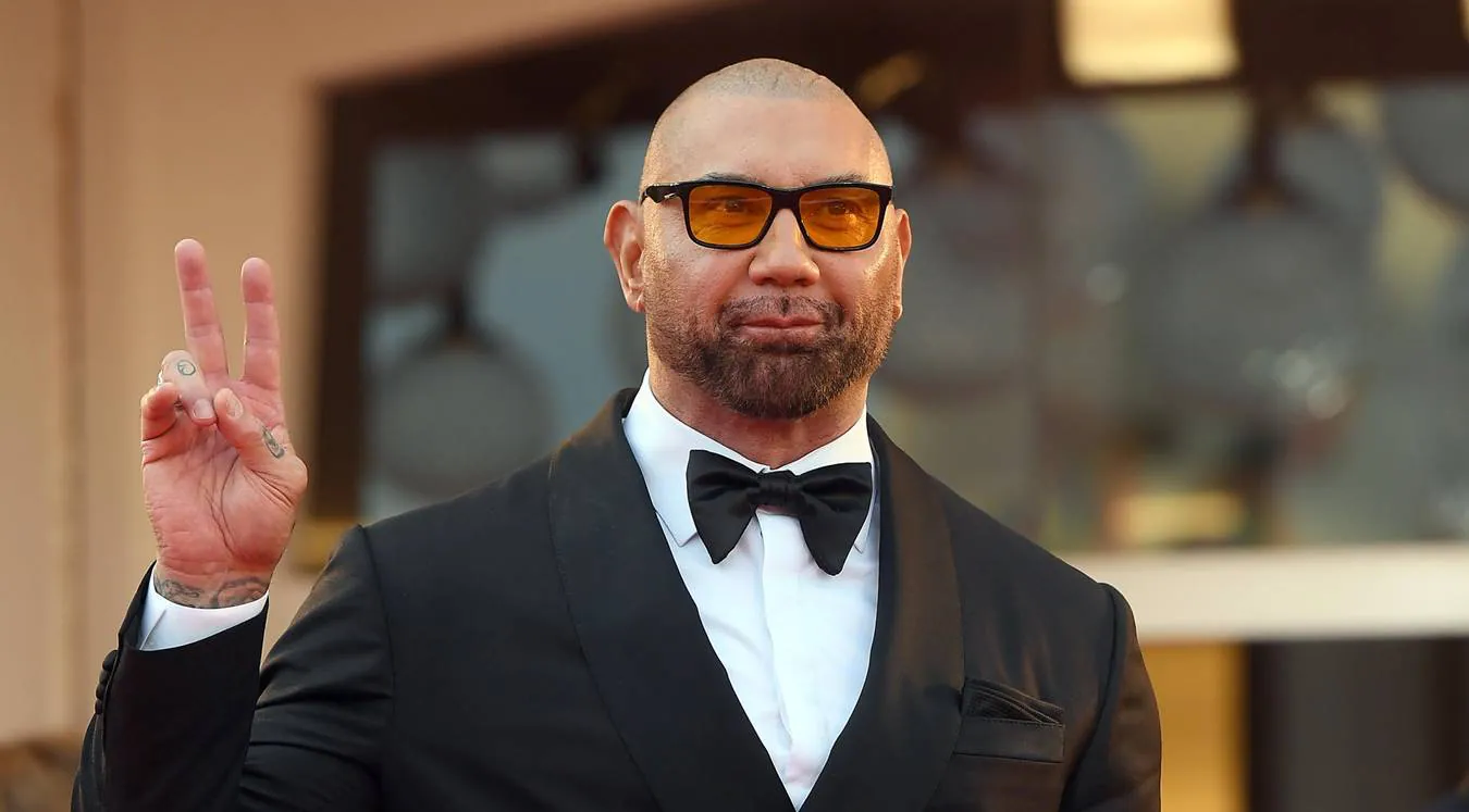 Dejv Batista je zvezda novog psihološkog horora M. Najta Šamalana (TREJLER)