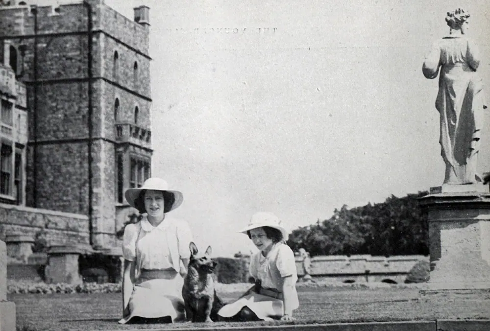 Neodoljiva pisma kraljice Elizabete II iz detinjstva jedinoj drugarici koju je sama stekla