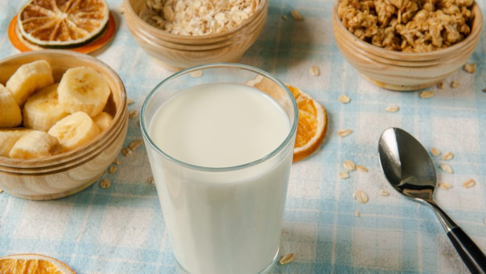 U Srbiji vlada nestašica mleka: Ovo je 5 najboljih zamena, ali budite oprezni – nisu sve pogodne za kuvanje i pečenje