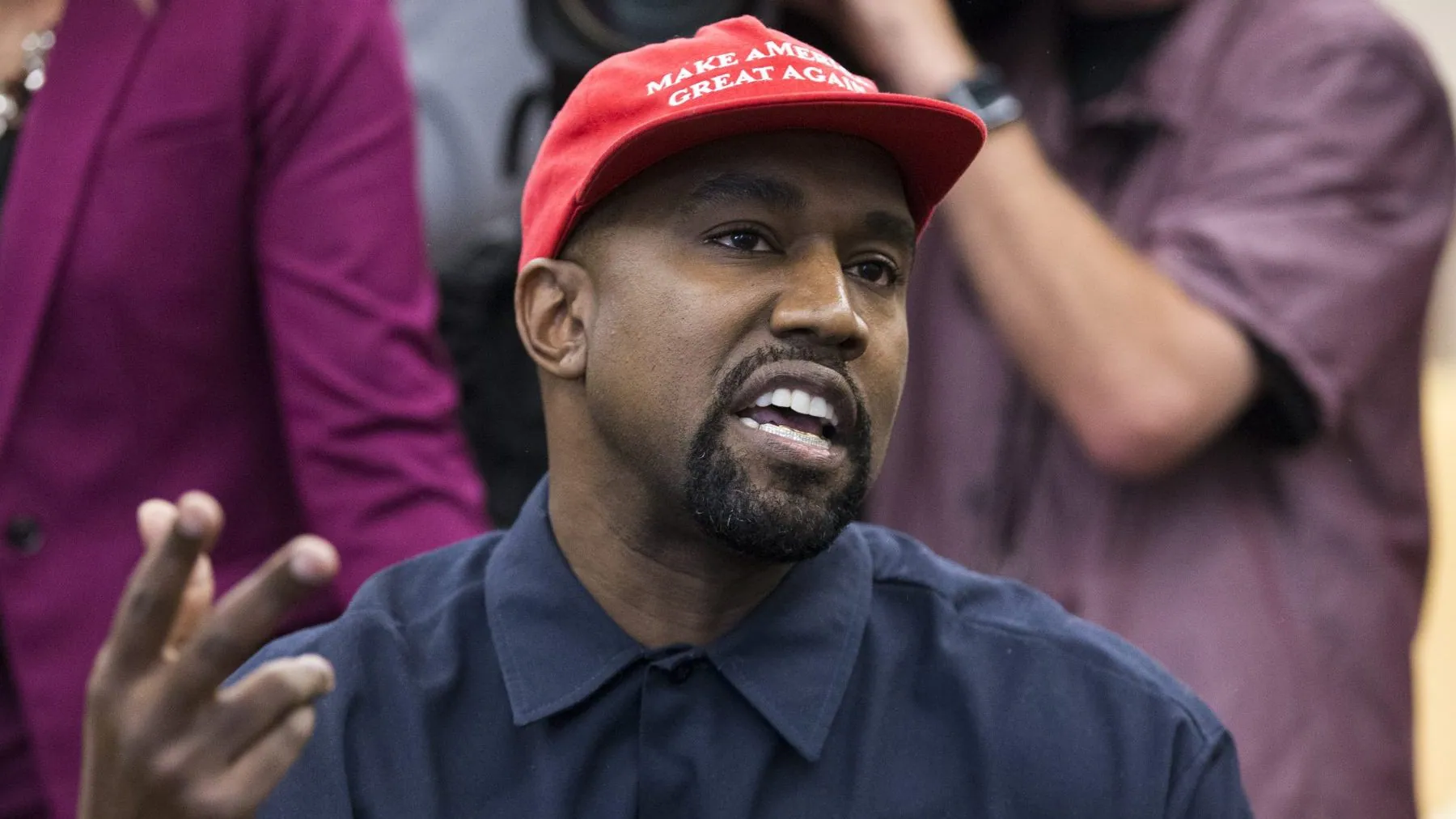 Ceo svet se pita da li je Kanje konačno preterao i prešao svaku granicu nakon poslednje revije