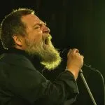 "Otac se više zabrinuo za moje zdravlje kad sam krenuo u crkvu, nego kad sam bio na heroinu" - Nikola Pejaković otvoreno o crkvi i zavisnosti