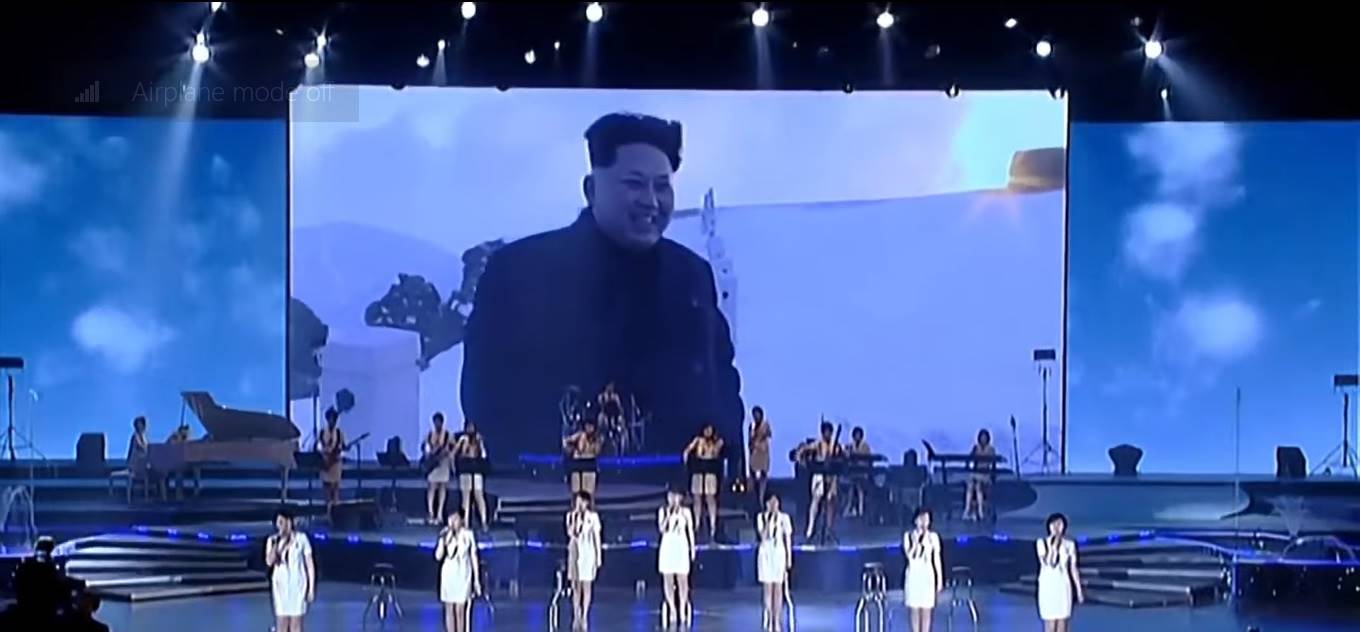 Nadrealni snimak prikazuje kako izgleda koncert pop muzike u Severnoj Koreji