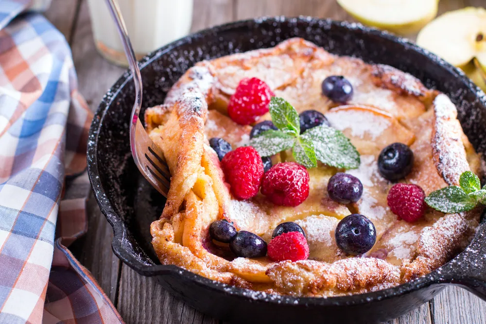 Dutch Baby: Slasna palačinka iz rerne koja se brzo pravi i još brže pojede