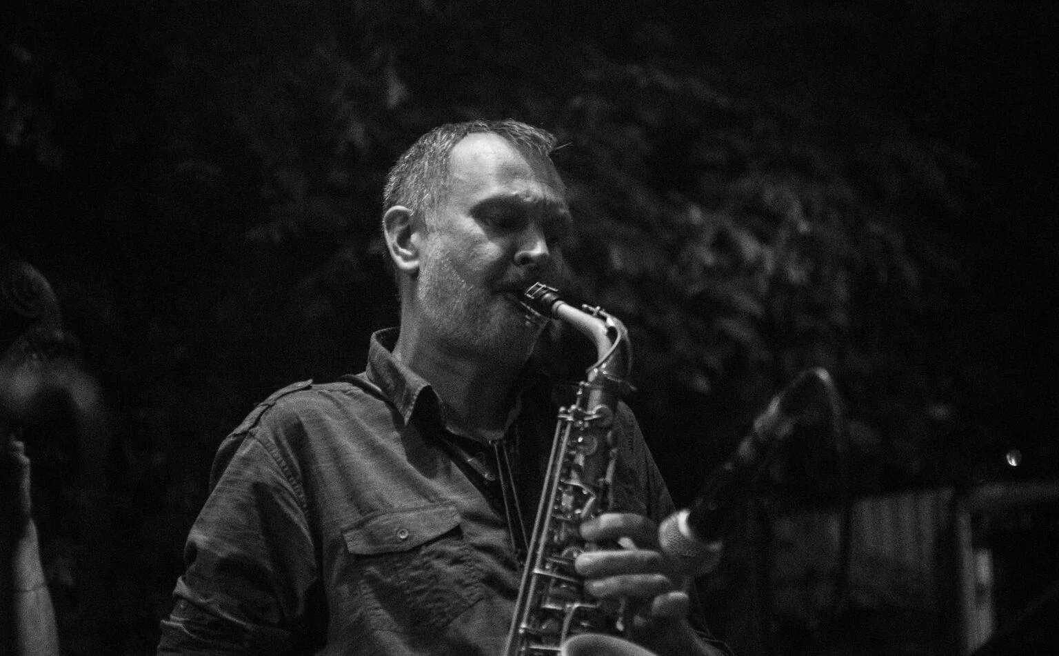 Veče džeza u Dorćol Platzu: Max Kochetov Quartet nastupa u Koska baru
