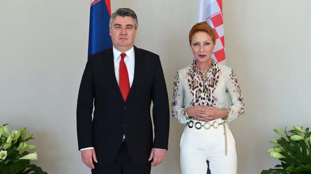 Svi pričaju o fotografiji ambasadorke Srbije i hrvatskog predsednika: "Da li je realno?"