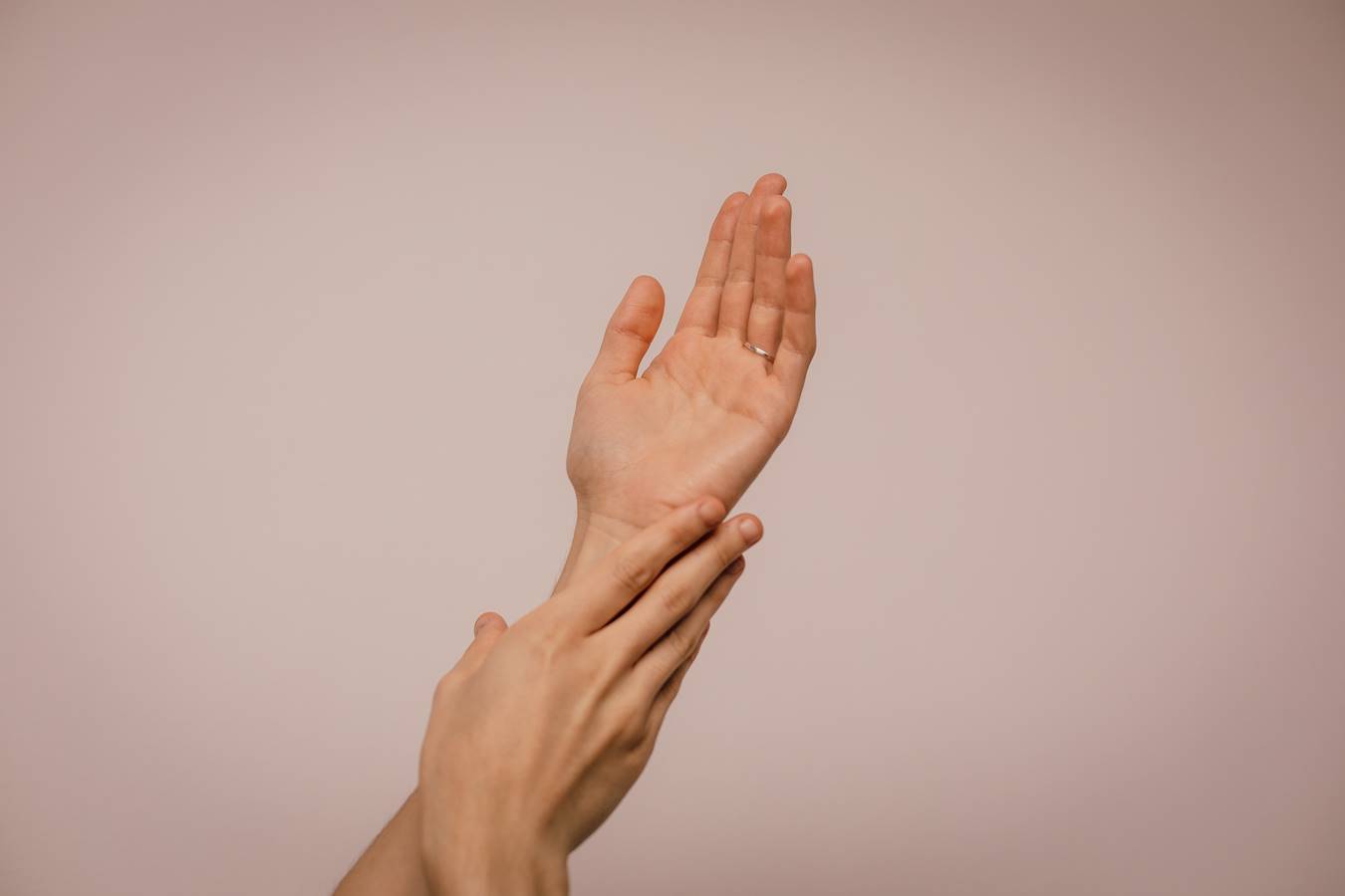 Otkrivamo kako ruke mogu da ukažu na skrivene zdravstvene probleme