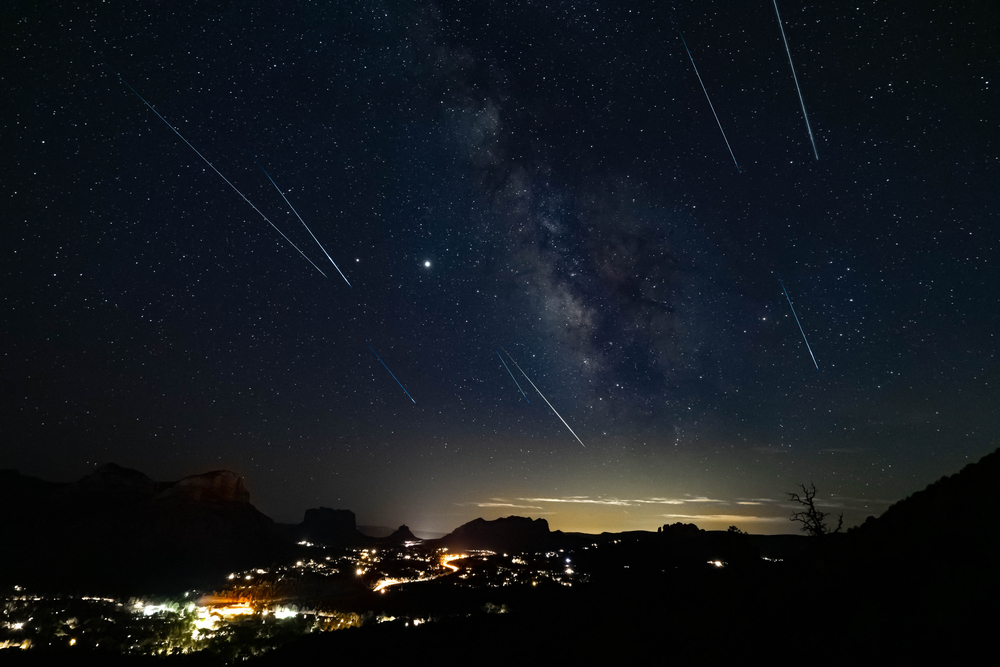 Kiša meteora u noći između 17. i 18. novembra: Večeras pogledajte u nebo i pomislite želju!