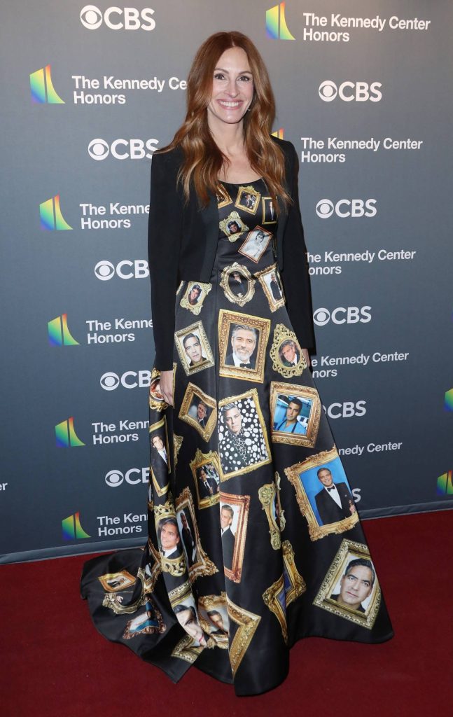 Džulija Roberts je obukla haljinu sa fotografijama Džordža Klunija
